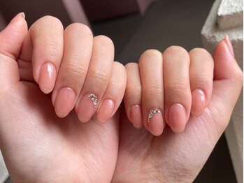 アクアリュース(Aquqrius)の写真/『新スタッフキャンペーン』オフ&ケア込みワンカラーネイル♪¥6000!爪に優しいフィルイン×マオジェル◎