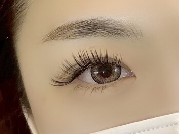 アイラッシュサロン セリナ 新宿南口店の写真/持続力◎束感マツエク☆ダブルフラットラッシュ80束¥8980/100本¥9980/120本¥10980/140本¥12980