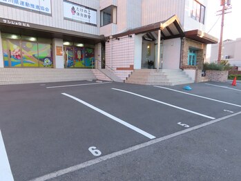 オーローズ(EauRose)/店舗前駐車場