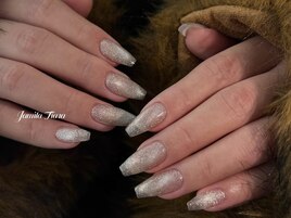 粉雪みたいな冬ラメ