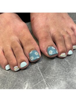 ラウンジ 町田店(RounGe)/フットネイルやり放題 お花柄♪