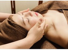 ラブロ(LABRO)の雰囲気（たっぷりと潤いを与え、ハリを保ち透明感のある肌へと導きます）