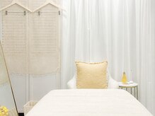 ルーム(Looom)の雰囲気（お洒落で清潔感のある空間でリラックスした時間を過ごせます♪）