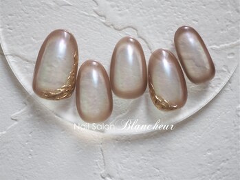 ネイルサロン ブランシュール(Nail Salon Blancheur)/オーロラチーク