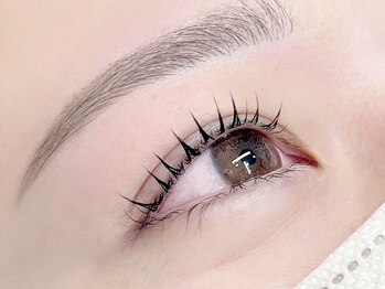 プリマ(PRIMA)の写真/第一印象UPへ♪骨格を見極めて毛量・左右非対称などのお悩みを改善する<似合わせ眉>をご提案します！