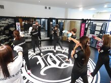 バンクールジム(VAINQUEUR GYM)/トレーニング風景