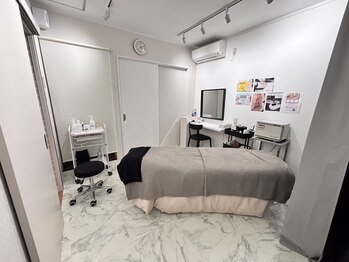 ウルト(ULT)/フェイシャルのお部屋♪