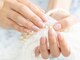 ROSYNAILの写真/【オフィス・日常に上品な彩りを】歴10年の元店長が創り出す、手元を最も美しく魅せる艶やかシンプルネイル