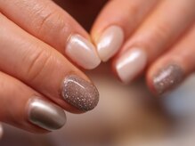 クロ(KURO)/パールネイル/柳津ネイルサロン