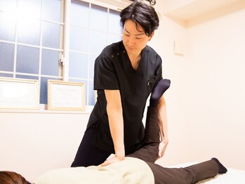 ファン スペース(Fun Space)の写真/慢性的な腰痛やお身体の悩みは当院へ!!【カイロ整体60分￥3300円】アスリートも通う実力派カイロ整体院◎