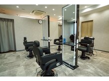 ミダシー 新宿本店/マンツーマン施術であんしん！