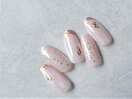 【大人上品ニュアンスネイル】