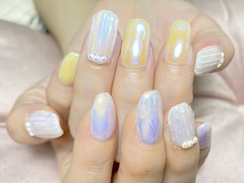 オーロラマーメイドネイル