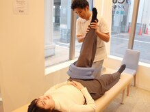 アイキュア鍼灸接骨院 三宮花時計前(iCure鍼灸接骨院)/ストレッチで筋肉を緩める☆