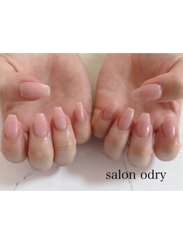 シンプル系（オフィス・日常）が得意