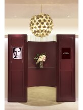 ビューティギャラリー 大丸神戸店/アナスタシア ミアレ