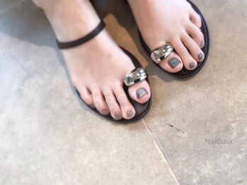 ネイル ドゥ 岡山駅前店(Nail Doux)/マグネットグレーネイル