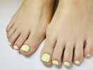 あま市　フットネイル　イエロー