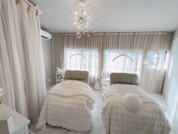 アムリス(AMOURIS)/施術ROOM