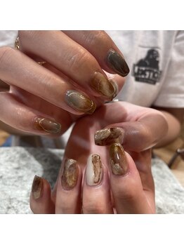 エーナイン イオンモール三川店/ニュアンスネイル