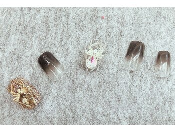 リンダ(Linda)/ハロウィン