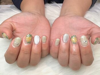 ロエン 北岡崎(ROEN)/ミモザネイル