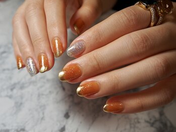 サンマルイチ(301)/自爪育成＋アート