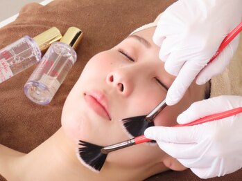 メローワックス 泉中央(MELLOW WAX)の写真/内側から発光するハリ艶美肌☆【水光肌ララピール】気になる毛穴・しわ・たるみをケア♪