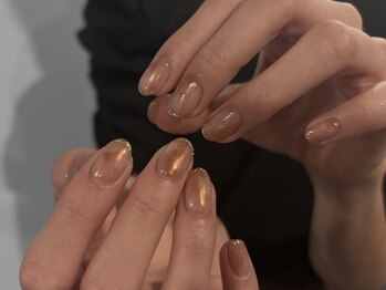 ラボテ ニュイ(laboT nuit)/オーロラにミラーフレンチ