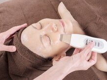 フリージア(Freesia)/【2】　超音波毛穴洗浄