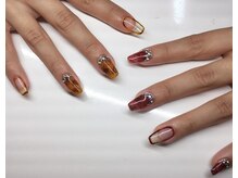 ネイルサロン アイル(nail salon i’ll)/カラー違いべっ甲アシメ☆