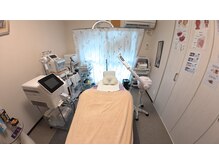 ミータイムコト(METIMEKOTO)の雰囲気（綺麗な店内！亀有駅徒歩3分！JRやバスでお越しいただけます◎）