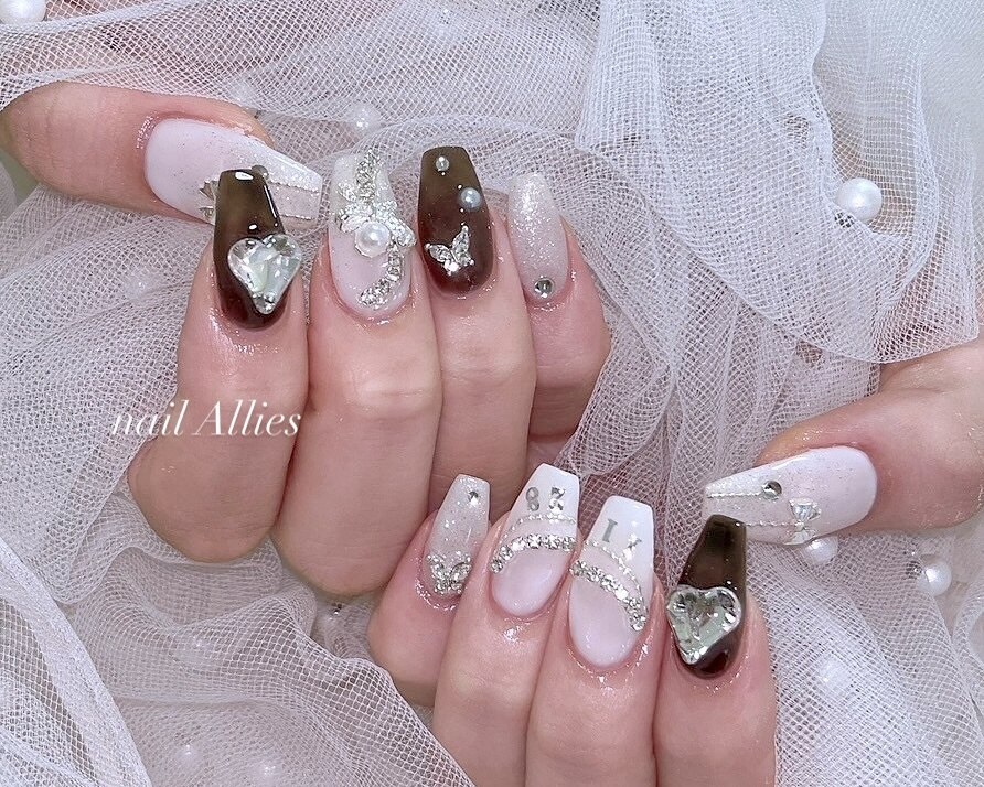 お名前ネイル　シアーベージュ　推し　ネイルチップ　フレンチ　イニシャル お名前ネイル シアーベージュ 推し ネイルチップ フレンチ イニシャル