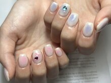 サロンドファン(salon de Fan)/ブルー×ピンクチークネイル