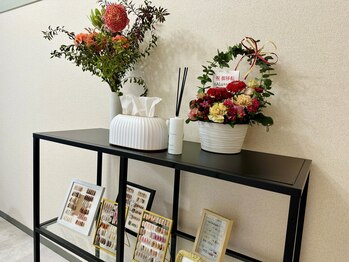 ナル ネイル(nALu+nail)の写真/【ネイルを楽しみたい大人女性に】早くて綺麗な仕上がり&静かにサロンでの時間を過ごしたい方は当店へ。