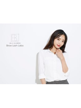 ナチュラル上品な目元にしたい