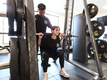 バンクールジム(VAINQUEUR GYM)の写真/運動不足解消/筋力UP/姿勢改善に◎お悩みに合わせたオーダーメイドのトレーニングでいつまでも美しく!!