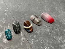 シー(SHE)/ぷっくりネイル