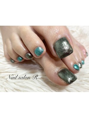 Nail salon R【ネイルサロン　アール】