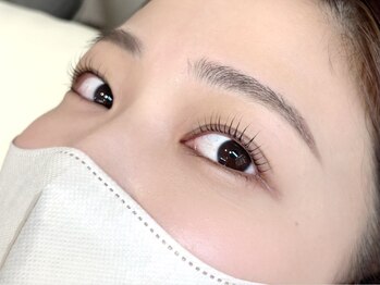 スラッシュ アイ(SLASH eye)の写真/【姫路/駅チカ】しっくりくる目元がここなら見つかる！経験豊富なスタッフがあなたの理想へ導きます*
