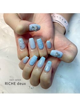 リッシュ ドゥ(RICHE deux)/アクアブルーのニット風ネイル