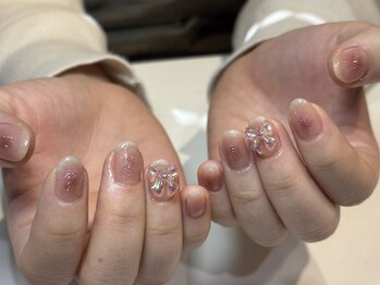 アトリエ フェム(atelier.fem)/チークネイル