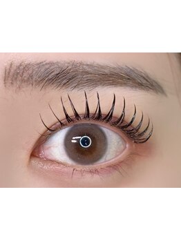 ボリュームのある目元にしたい