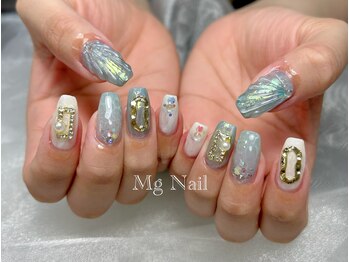 エムジーネイル(Mg Nail)/