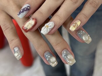 ゆびノさき イケブクロ(ゆびノさき+ikebukuro)/アシメネイル