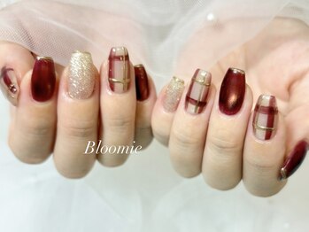 赤チェックネイル