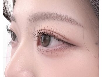 アールスラッシュ 岡山駅前店(R slash)の写真/◇6~8週間持続◇今話題のノーダメージパーマ♪ブラックティント配合で理想のパッチリEYEに☆