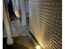 ビーナスアイスブルー(Venus ICE BLUE)/夜の雰囲気