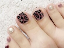 ウカ ひばりが丘(UKA)/ヒョウ柄フットネイル