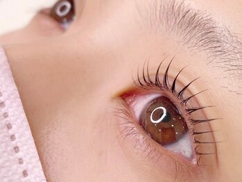 ワープラッシュイトシマ(warp lash Itoshima)の写真/迷っても大丈夫！似合わせカールをご提案◆まつげパーマでさらに魅力的に♪お手入れのアドバイスも◎